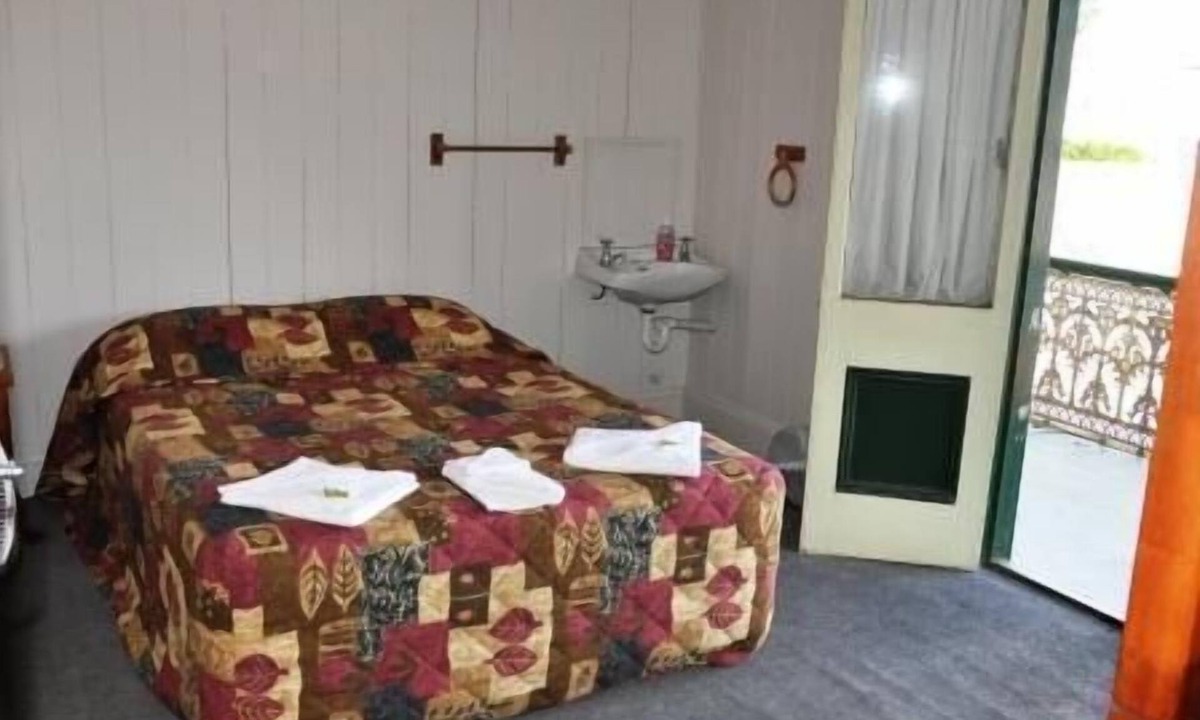 Boonah Hotel | Australian Hotel Boonah