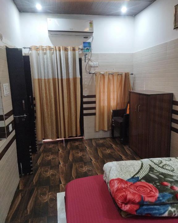 Mathura House | B M little cottage