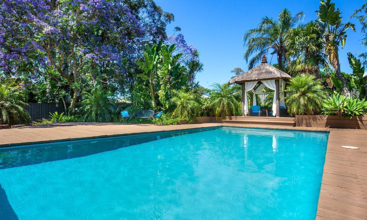 Nowra House | Bali Huts at Nowra - Private Resort Style Pool