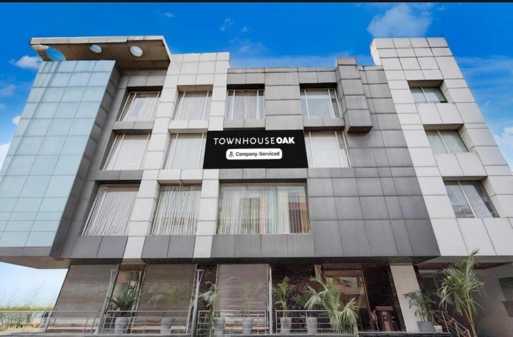 Agra Hotel | banke bihari hotel sultangang ki pulia