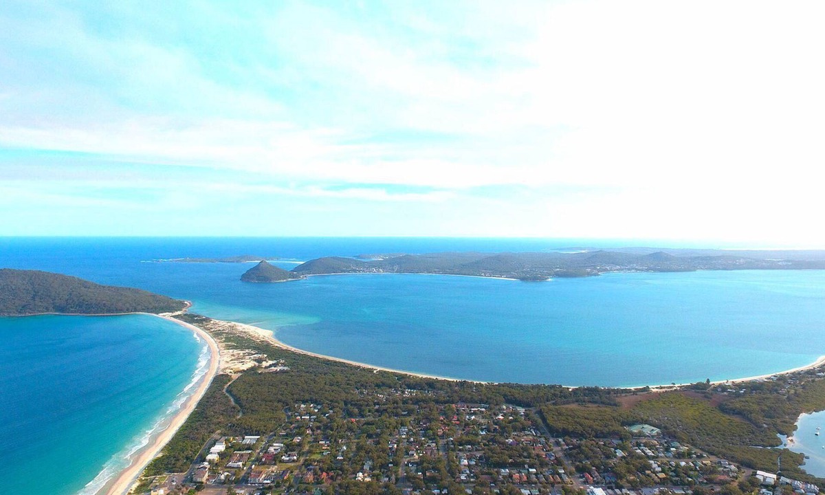 Hawks Nest House | Beach House - Australian Coastal Style Beach House