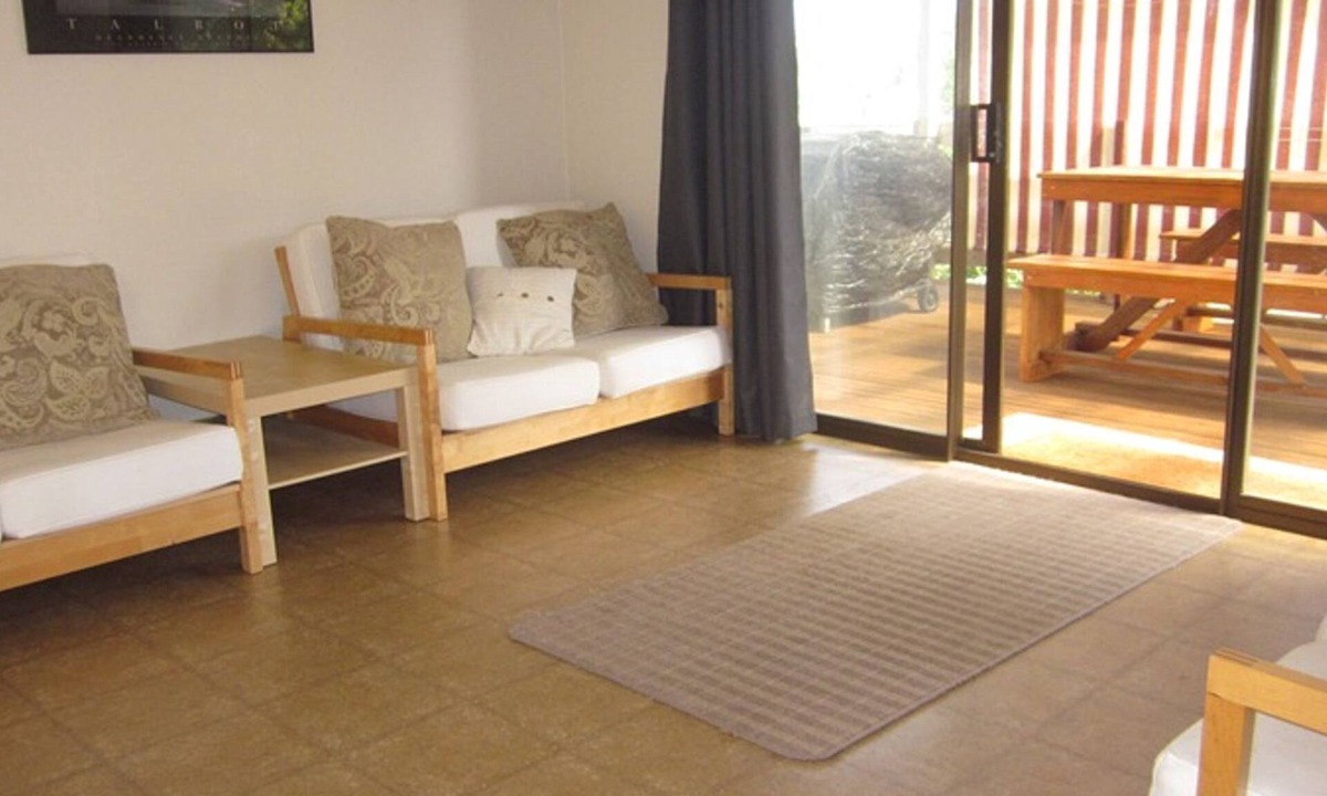 Smiths Beach House | Beachcomber Bliss the perfect family beach house.