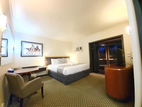 Preston Hotel | Bell Motel