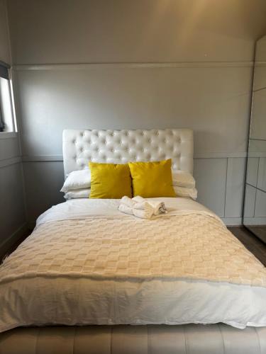 Rhodes House | BEST home! YOUR new FAVOURITE! Book Now!