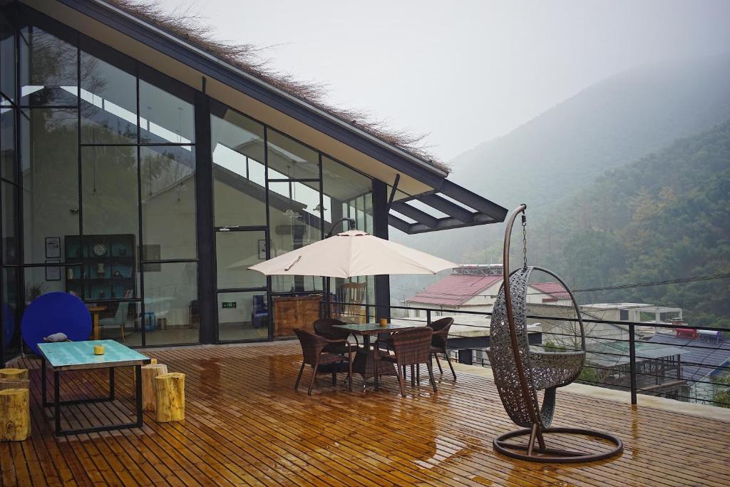 Moganshan House | Black Jewels Inn
