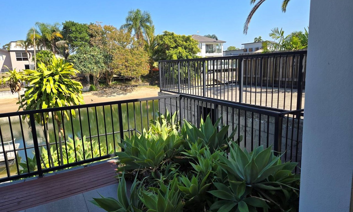 Broadbeach Waters House | Bliss On Pearl Key