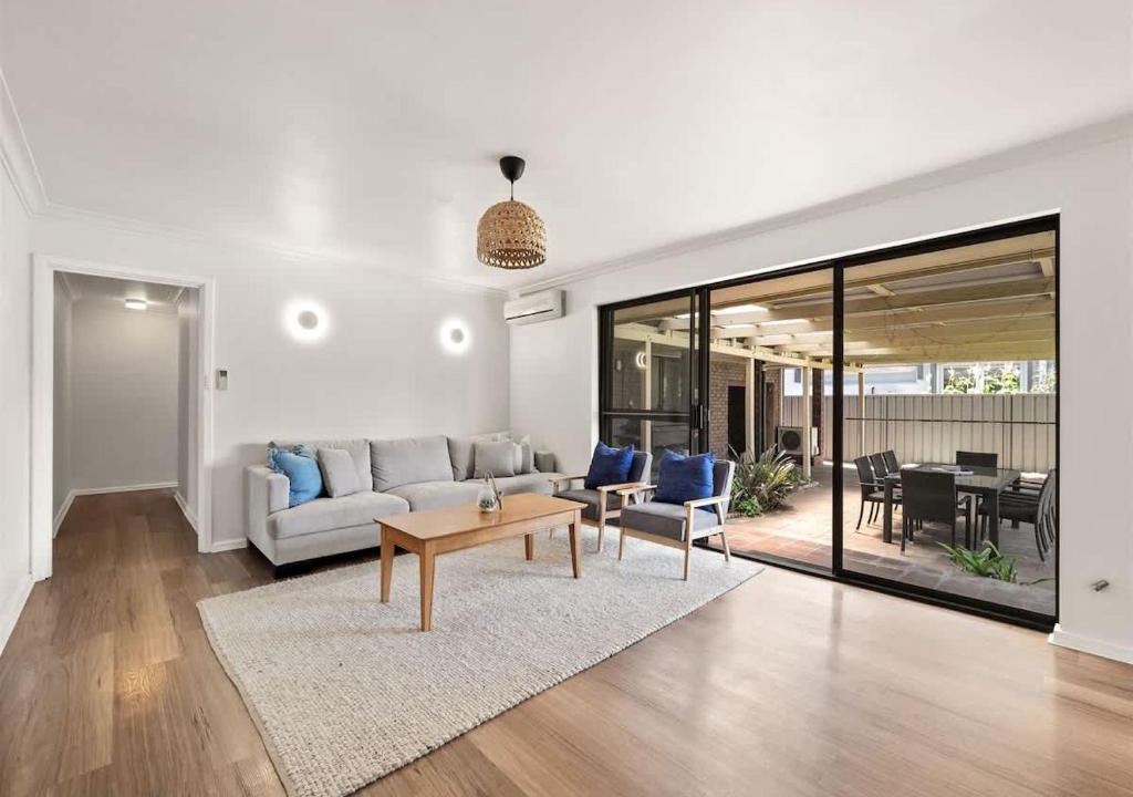 Broadwater House | Bluewater Retreat - Pet-Friendly Coastal Oasis