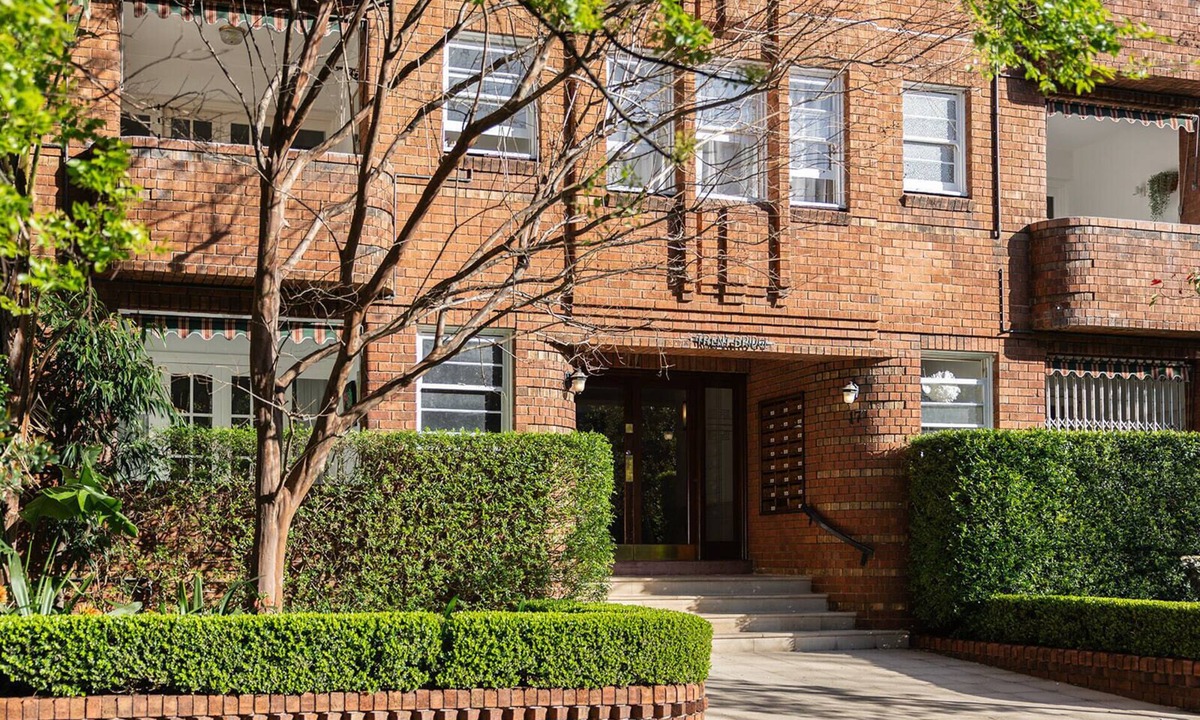 Woolloomooloo Apartment | Boutique Stay in Sydney's Eastern Suburbs, Steps From City Icons with Parking