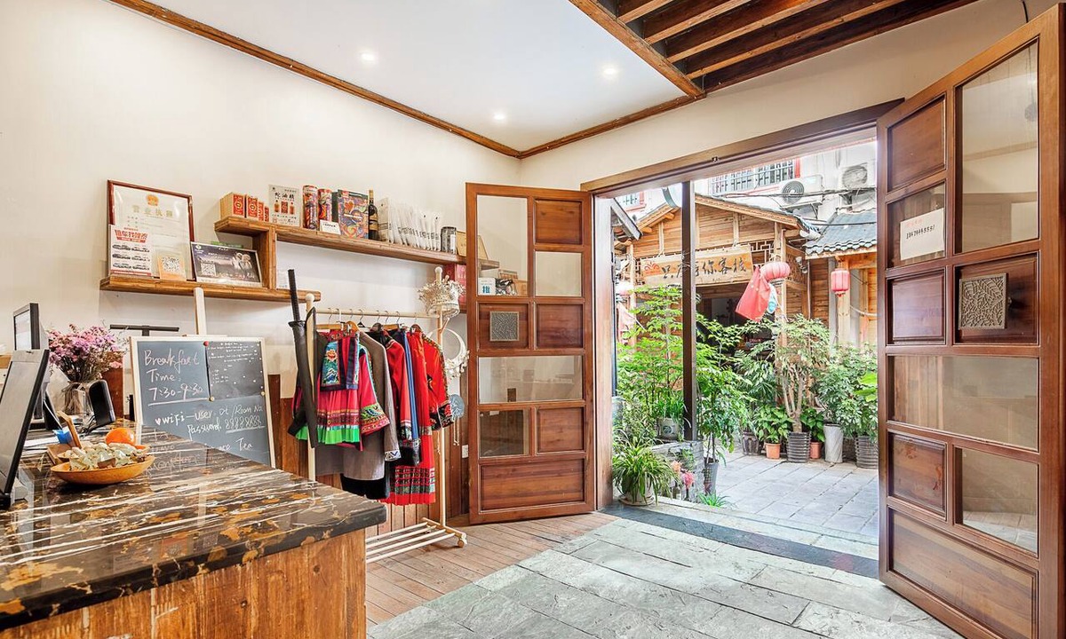 Yongding House | Breeze & Alley Inn