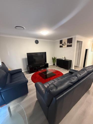 Cobbitty House | Bright Family-Friendly Home 5 bedrooms