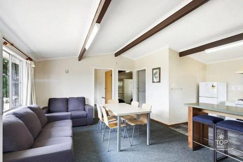 Buckenderra Hotel | Buckenderra Holiday Village