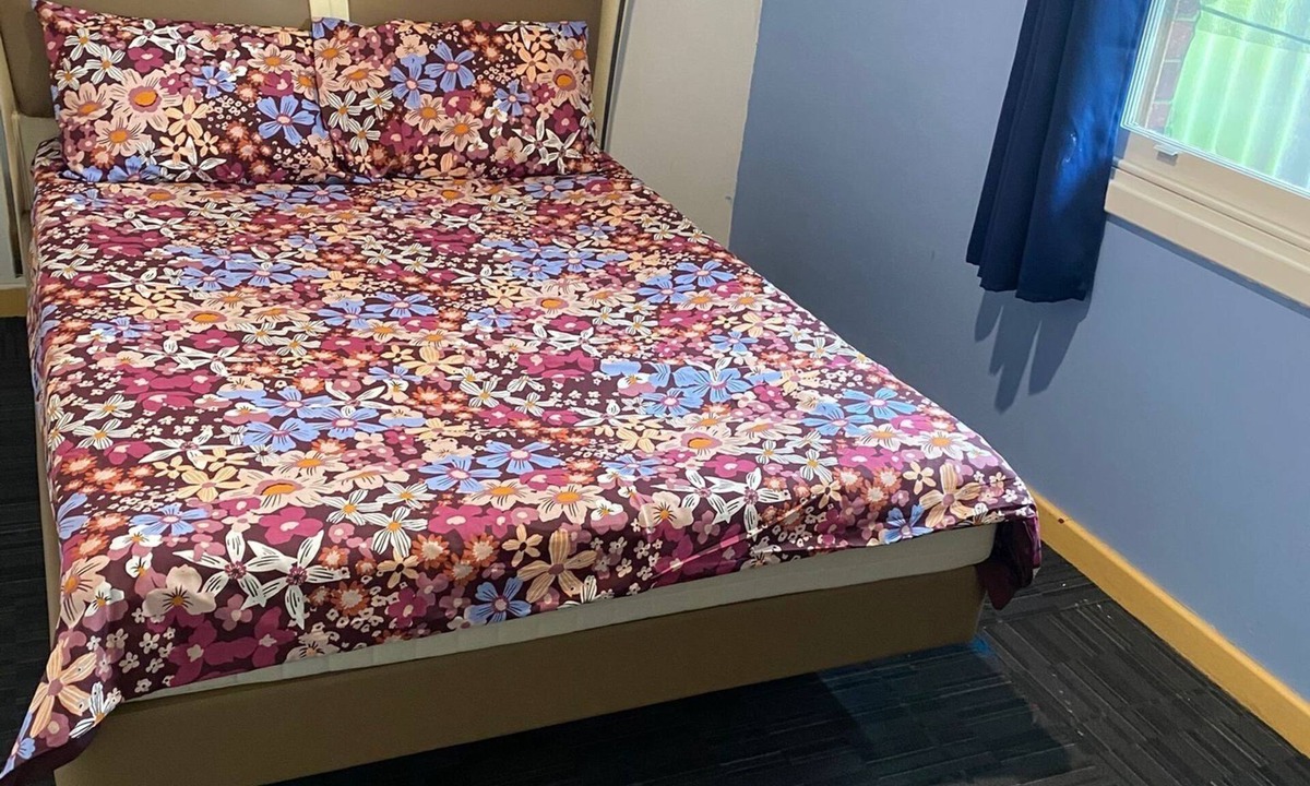 Lockridge House | Budget Accommodation/Entire house/3Bed/1Bath