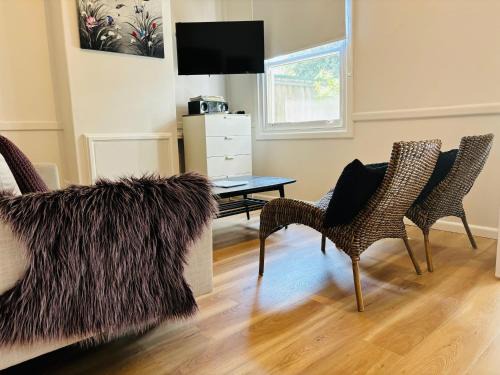 Elizabeth North House | Budget Barossa
