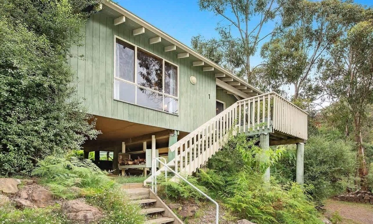 Canobolas Cabin | Canobolas Mountain Two-Bedroom Cabin 1