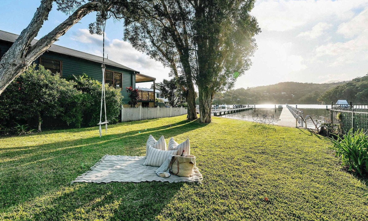 Woy Woy House | Casa Di Angelina | Fish From Your Private Jetty