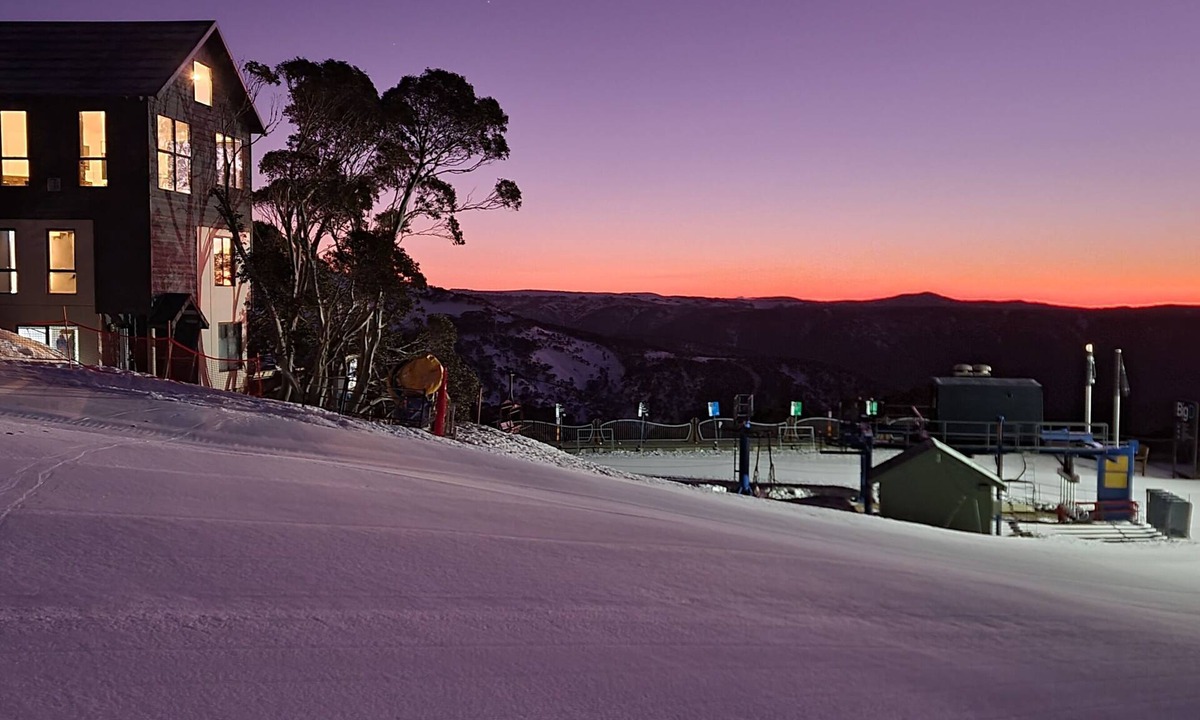 Hotham Heights Ski Chalet | Chalet Deich Ski-in/Ski-out