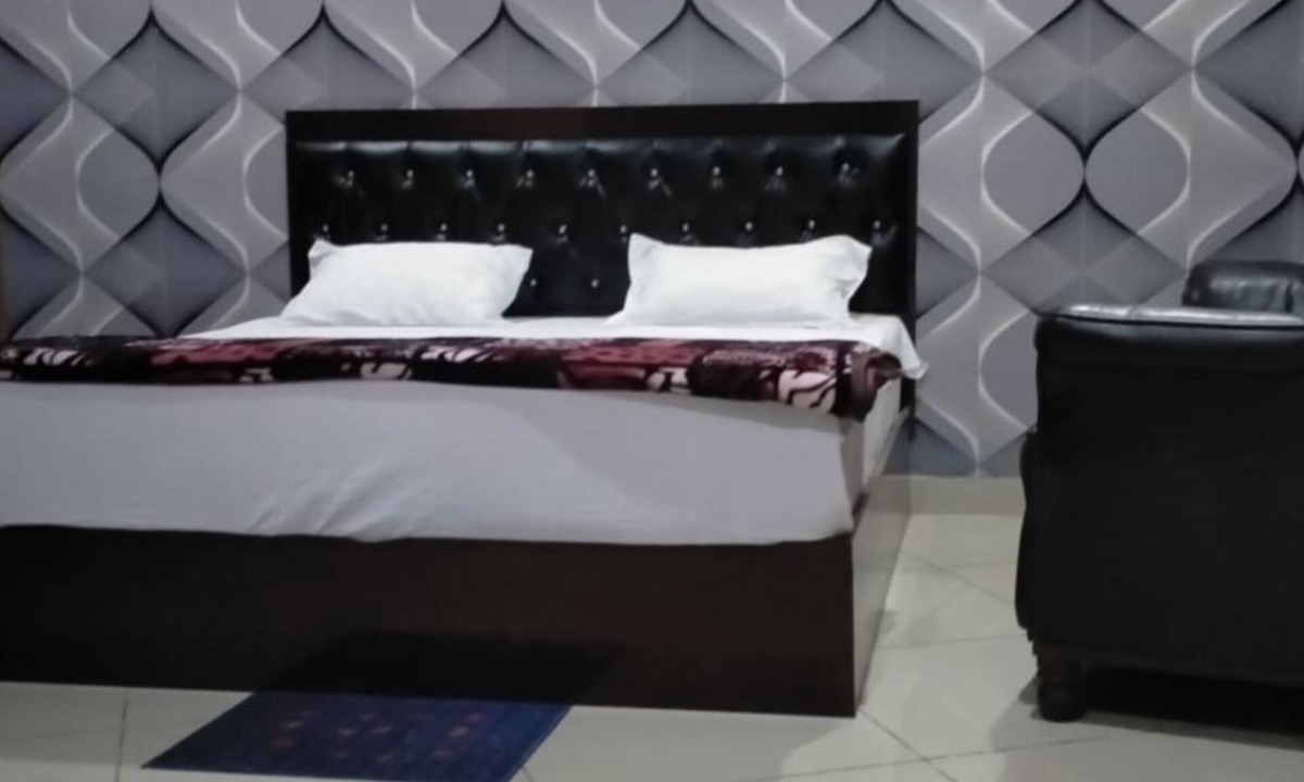 Hapur Hotel | Chappan bhog hotel Hapur