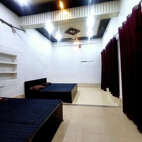 Mathura Apartment | Chaudhary Home Stay