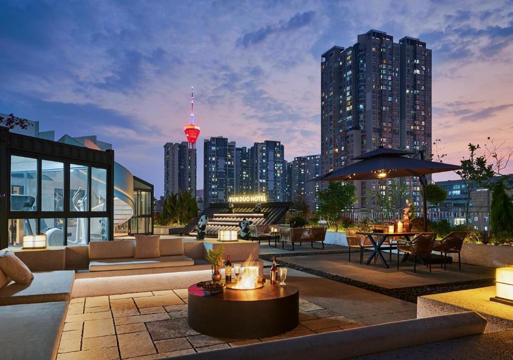 Chengdu City Centre Hotel | Chengdu Yunduo 云朵Hotel