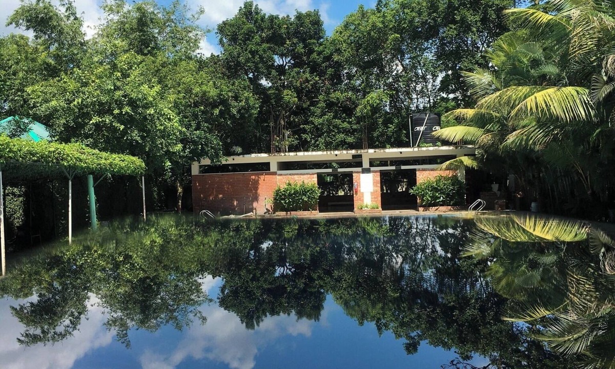 Gazipur District Hotel | Chuti Aronnobash Resort