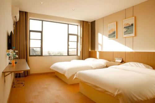 Xiangzhou District Hotel | ChuYue Hotel-Xiangyang East Station Branch