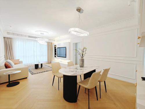 Huangpu Apartment | City home near to The Yu garden,NanjingRoad&Bund,travel convenience