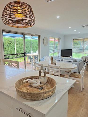 Normanville House | Coastal Calm