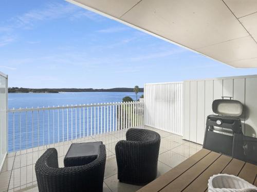 Batemans Bay Apartment | Coastal Chic in Batemans Bay Your Perfect Escape