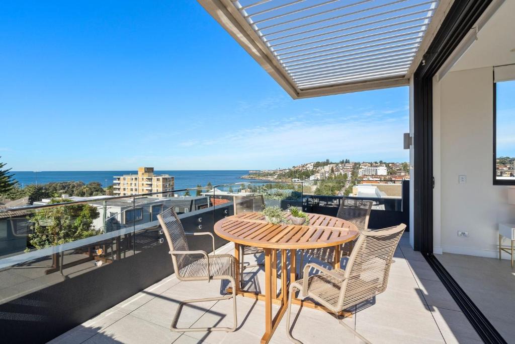 Coogee Apartment | Coastal Panorama at Coogee