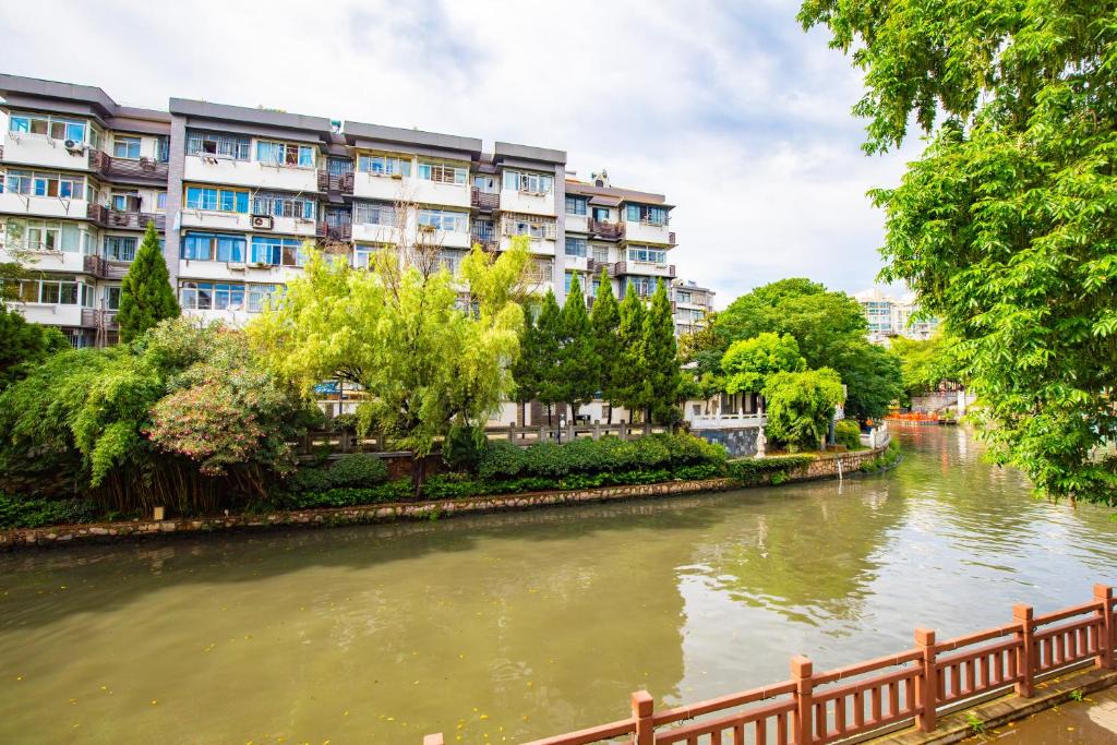 Qinhuai Qu Hotel | Confucius Temple Youhexiaoyuan Hotel