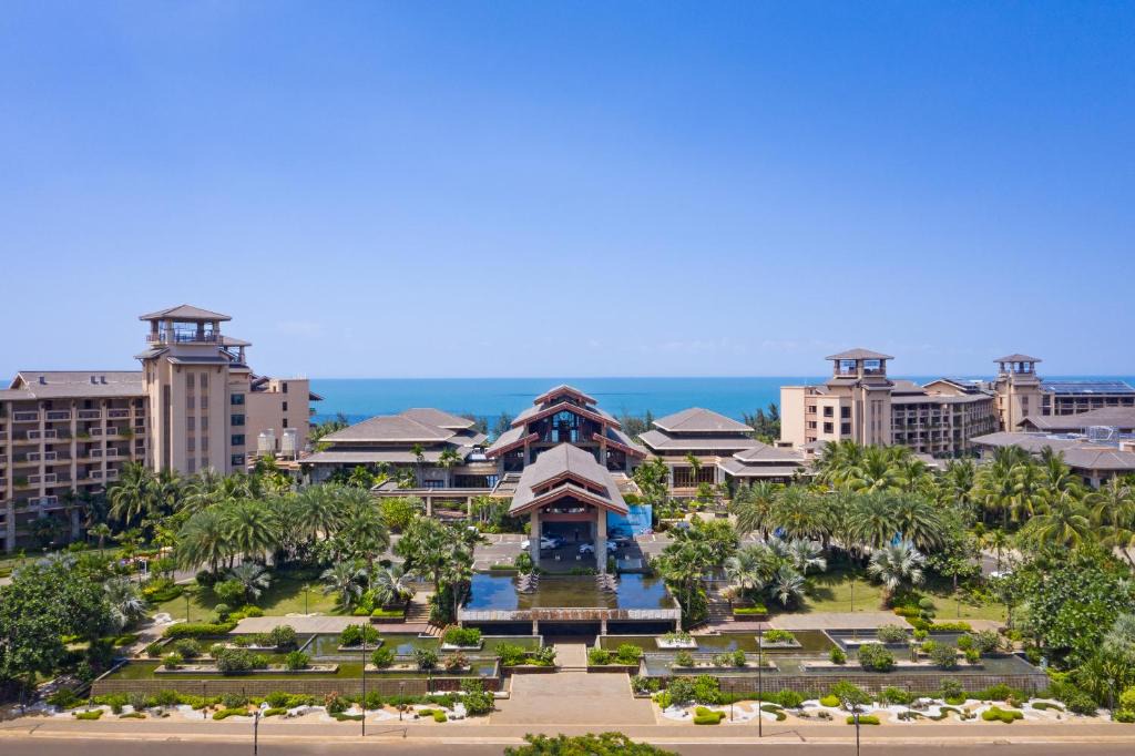 Lingao Hotel | Country Garden Golden Beach Spring Hotel