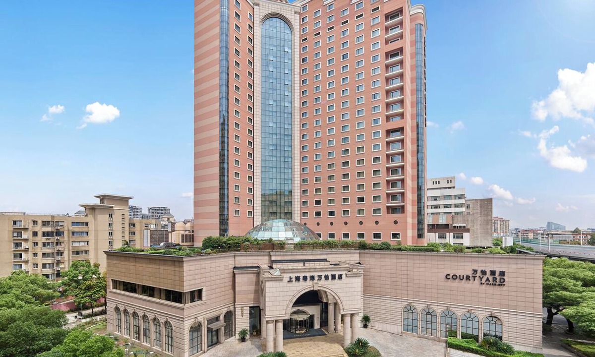 Hong Kou Hotel | Courtyard By Marriott Shanghai Hongkou
