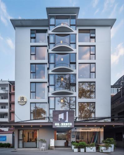 Qixing House | Cozy Li Riverside Inn
