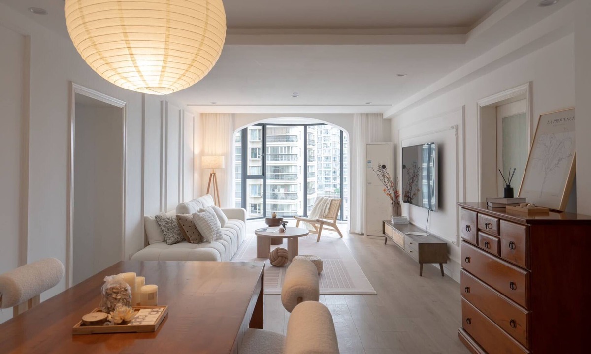 Zhabei Apartment | CozyLand - 5min to Yuyuan Garden with Shanghai Tower View, Rare 4Bedroom