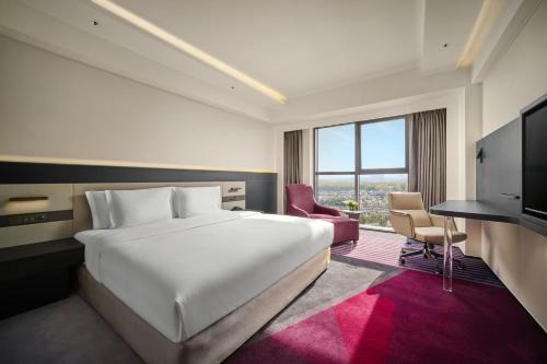 Beijing Hotel | Crowne Plaza Beijing International Airport by IHG