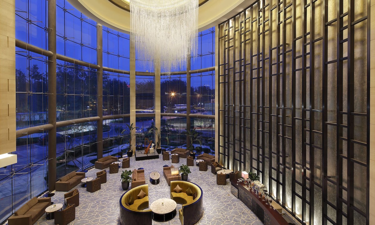 Middle Chaoyang Hotel | Crowne Plaza Beijing Lido by IHG
