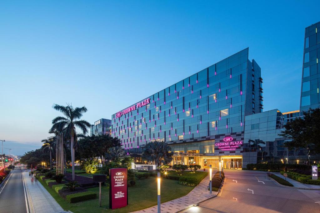 Huadu Hotel | Crowne Plaza Guangzhou Huadu by IHG
