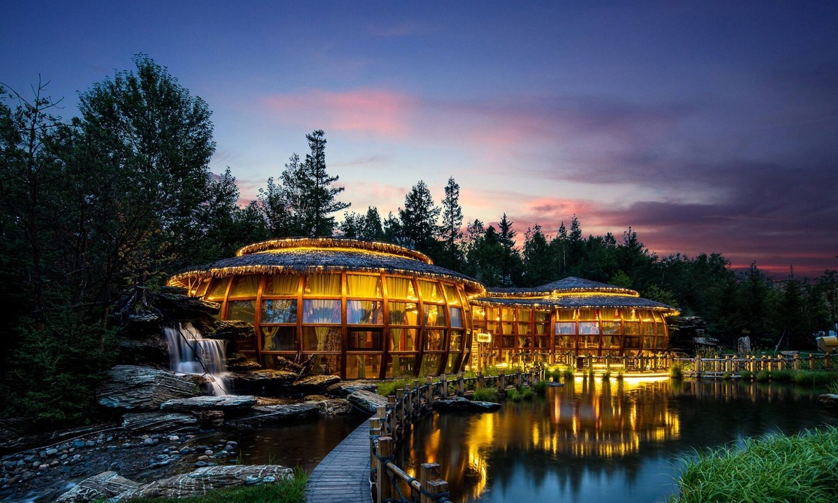 Changbai Mountain North Slope Hotel | Crowne Plaza Resort Changbaishan Hot Spring by IHG