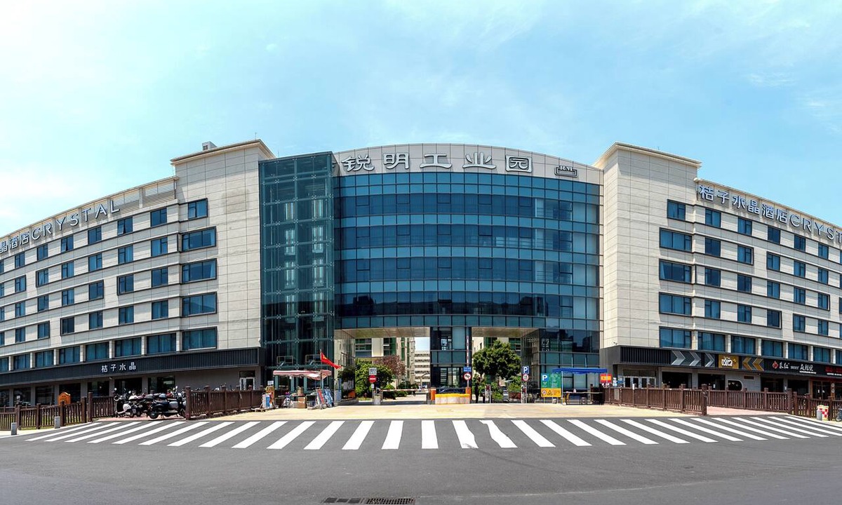 Shajing Hotel | Crystal Hotel Huafa Ice and Snow World