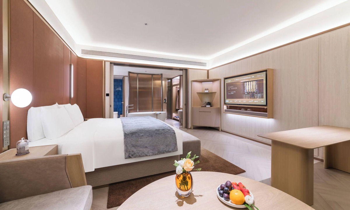Longhua District Hotel | Crystal Hotel Shenzhen Dalang biz Center