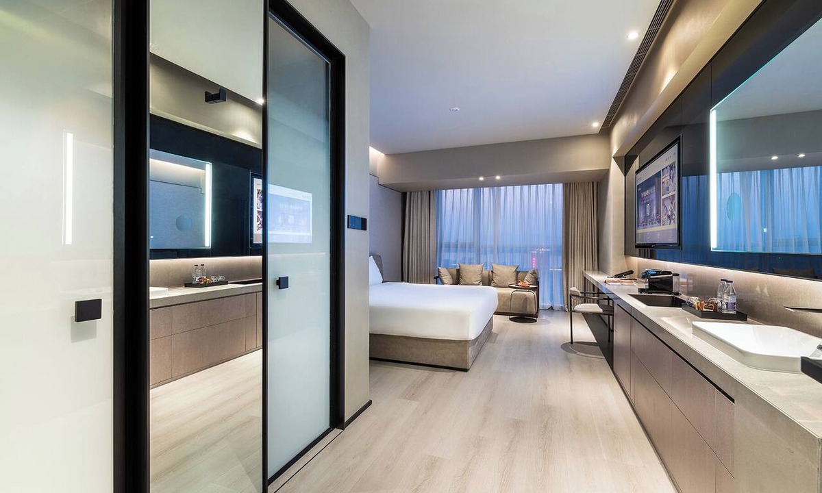 Downtown Hangzhou Hotel | Crystal Orange Hotel Xihu Hubin Intime