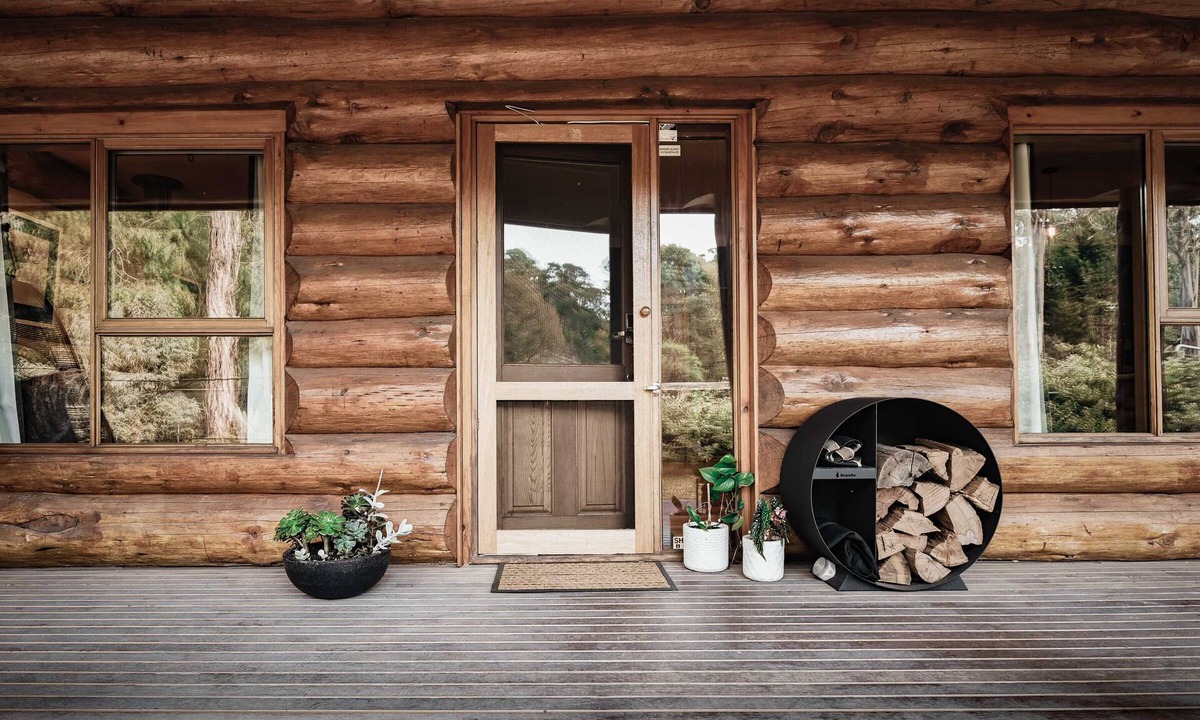 Sawmill Settlement Cabin | Cuan Den Log Cabin - Base Of Mt Buller - Book Now For Winter!