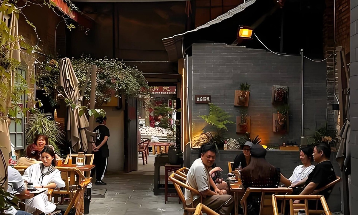 Chengdu City Centre Hotel | CYBO Junting Shangpin Hotel (Chengdu Chunxi Road Tianfu Square Branch)