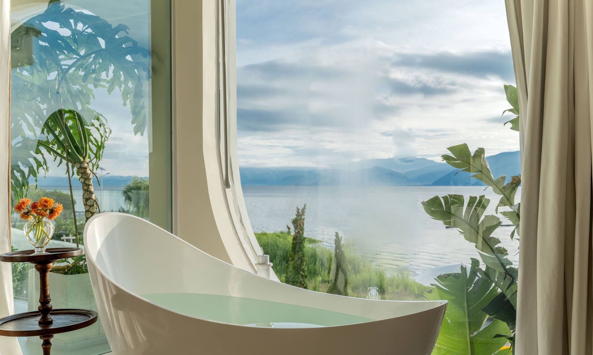 Dali Town Hotel | Dali Nest Secret Garden Lake View Inn