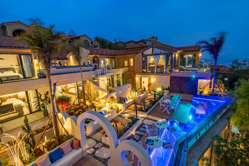Dali Hotel | Dali Sea Coconut · Muxin Yeelen Villa Sea View Resort Homestay (Erhai Branch