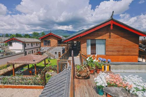 Baisha Old Town Apartment | Dawnscape snowmountain viewing Courtyard - Baisha old town