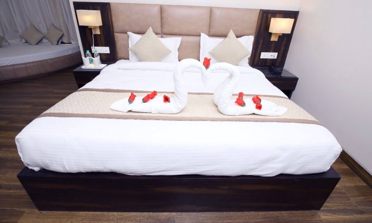 Dhanauli Hotel | DD Suites