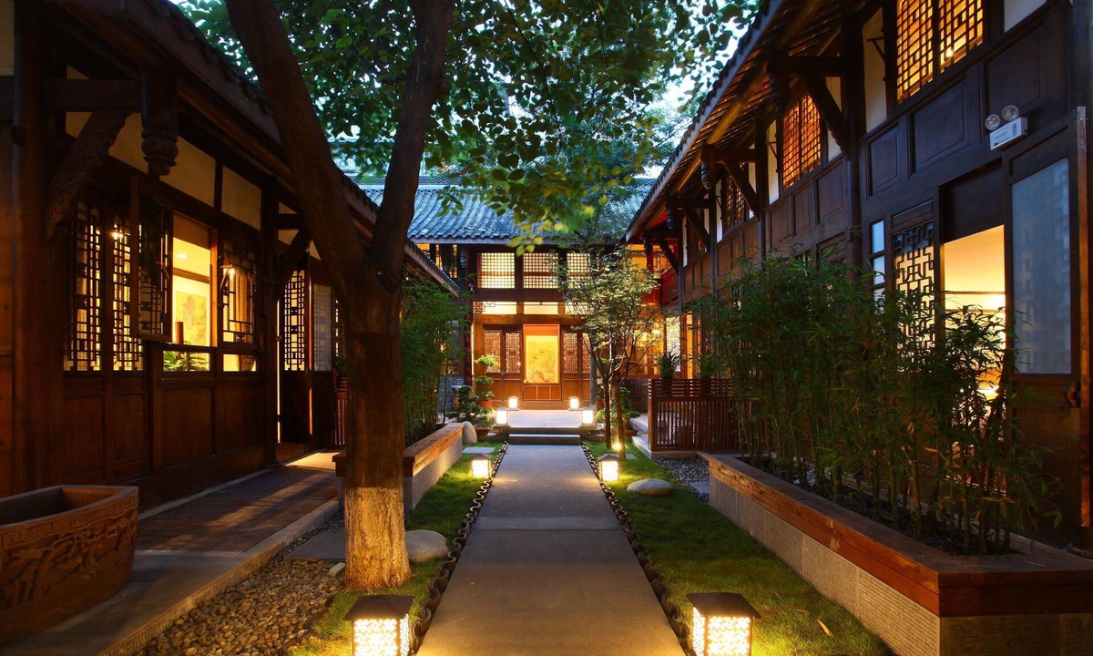 Chengdu City Centre House | Demen Renli Hotel