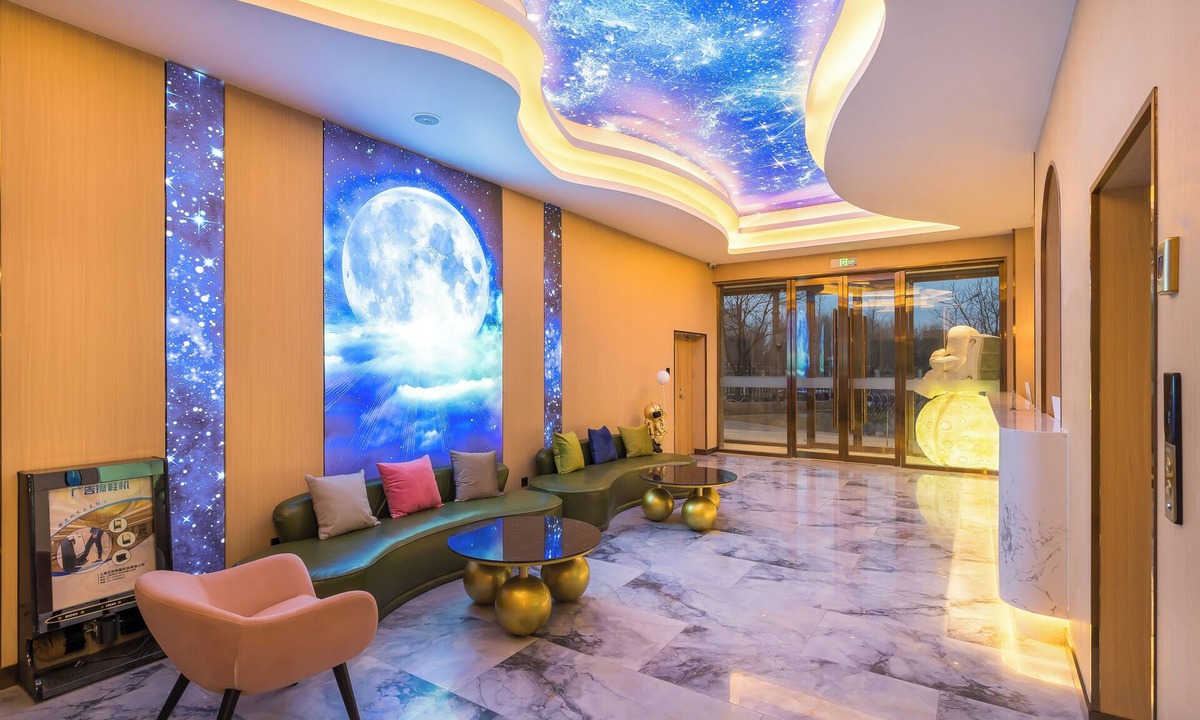 Taiyanggong Hotel | Dequan Luxury WangJing Hotel