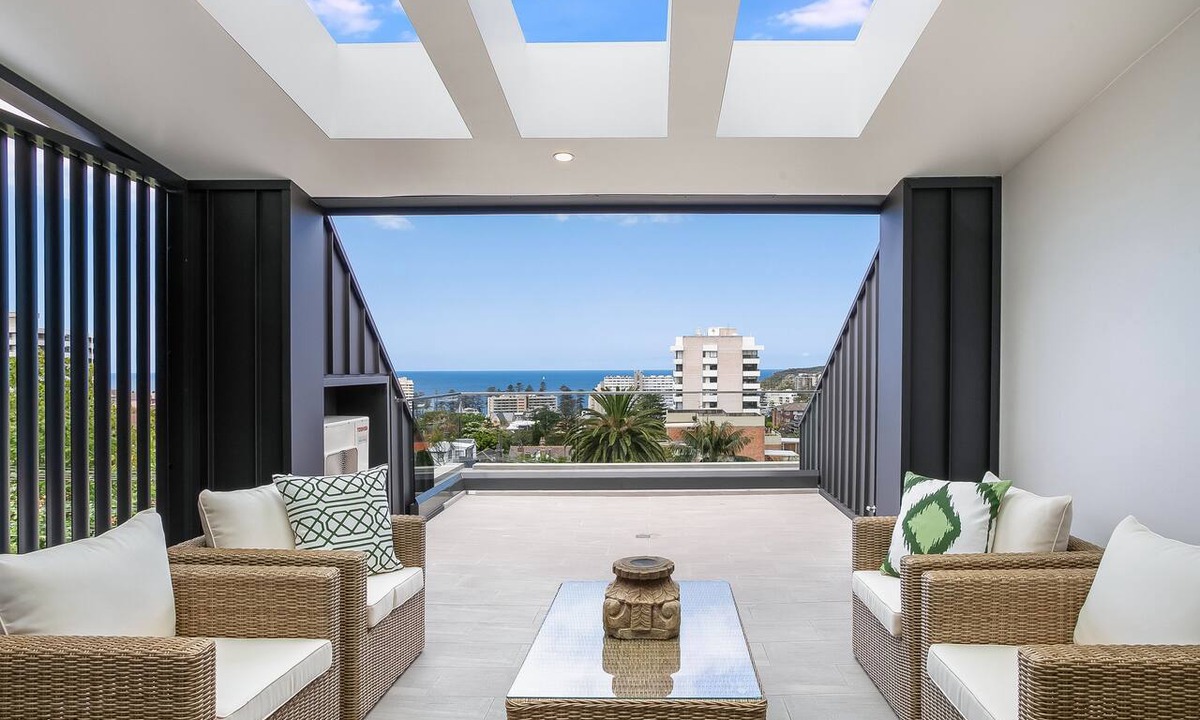 Manly Apartment | Designer Penthouse Overlooking Manly, the Ocean and Harbour